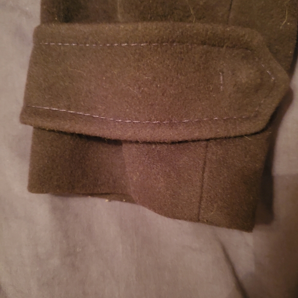 Lambswool and Muskrat fur Duffle Coat - Picture 14 of 16